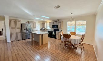 537 Mcpherson Dr, Alford, FL 32420