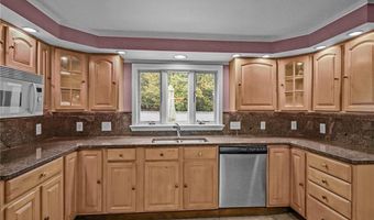 53 Charcalee Dr, Cranston, RI 02921