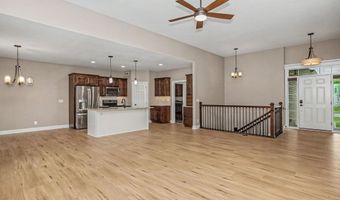 2715 Danbury Rd, Ames, IA 50010
