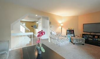 1104 Netherton Ct, Amherst, NY 14051