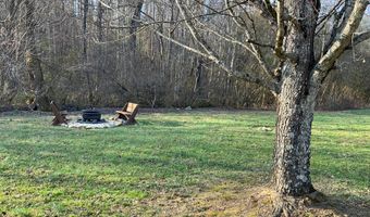 121 Lazy Bear Trl, Andrews, NC 28901