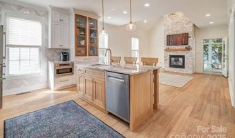 8 Flowering Cherry Dr, Asheville, NC 28805