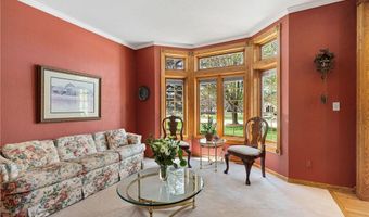 805 27th St SW, Austin, MN 55912