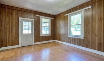 8120 2nd St, Boiling Springs, SC 29316