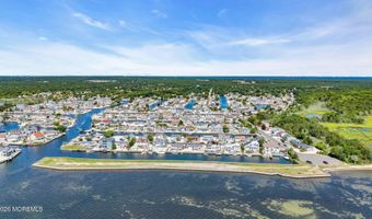121 Stillwater Rd, Barnegat, NJ 08005