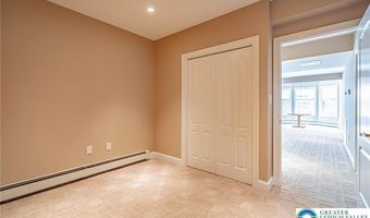 6958 Lehigh Ct, Allentown, PA 18106