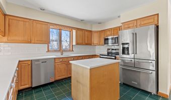 20 Brandywine Cir, Auburn, ME 04210