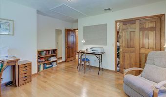 1420 Diplomat Dr, East Greenwich, RI 02818