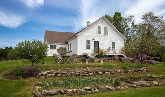 87 Porter Rd, Bath, NH 03740