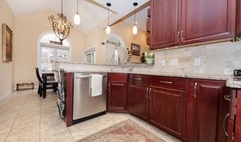 121 Sea Green Dr 121, Berlin, CT 06037