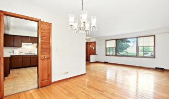 506 E Valley Ln, Arlington Heights, IL 60004