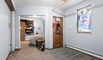 320 7th Ave E, Alexandria, MN 56308