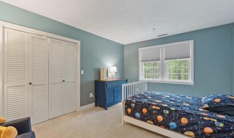 20 Lamplight Dr 29, Atkinson, NH 03811