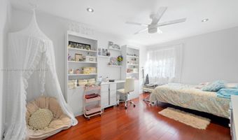 3501 Magellan Cir 635, Aventura, FL 33180