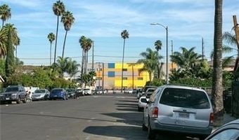 614 W 85th St 1/2, Los Angeles, CA 90044