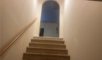 521 N Calhoun Shores Pkwy, Calhoun Falls, SC 29628
