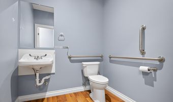 515 E Main St, Anna, OH 45302