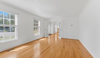 43868 STRONGHOLD Ct, Ashburn, VA 20147