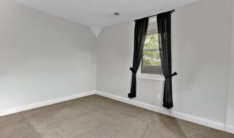 309 Church St, Belford, NJ 07718