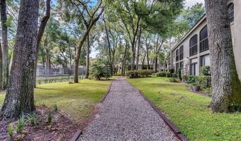 1055 KENSINGTON PARK Dr 205, Altamonte Springs, FL 32714