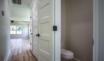 102 Autumwood Cv, Batesville, MS 38606