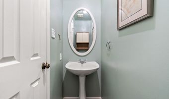 13 RIDGE Ct, Basye, VA 22810