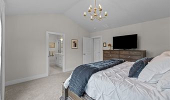 216 Hickory Ln, Adams Twp., PA 16046