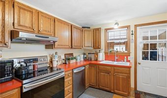 5675 Flat River Rd, Coventry, RI 02827