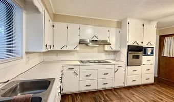 1800 EVANGELINE Dr, Bastrop, LA 71220