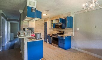 10 Parkland St, Bridge City, TX 77611