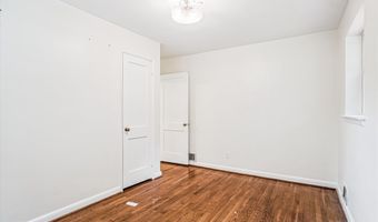 7116 WAYNE Dr, Annandale, VA 22003