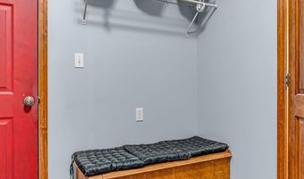 987 N 640 Rd, Baldwin City, KS 66006