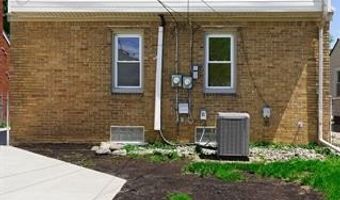 8076 Winona Ave, Allen Park, MI 48101