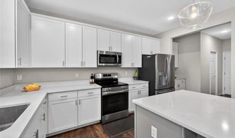 2049 Henley Woods Dr, Arnold, MO 63010