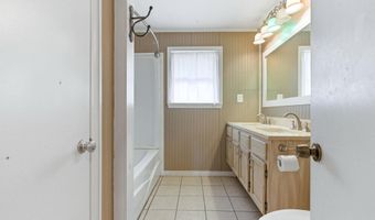 1213 N Shady Ln, Bauxite, AR 72015