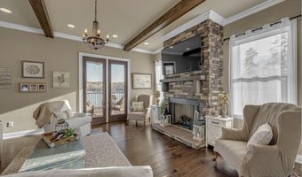 215 S POINTE Dr, Arley, AL 35541