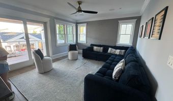 281 7TH St, Avalon, NJ 08202