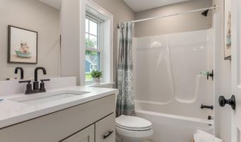 28 The Cliffs At Evergreen Cliffside Dr, Auburn, NH 03032