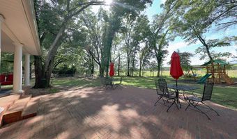 330 River Oaks Dr, Bainbridge, GA 39817