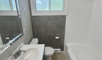 412 Rockingham Ave, Alma, MI 48801