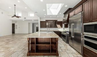 2208 N SAGEBRUSH Ln, Carefree, AZ 85377