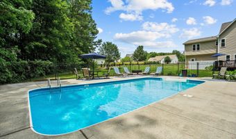 3704 Highland Creek Dr, Apex, NC 27539