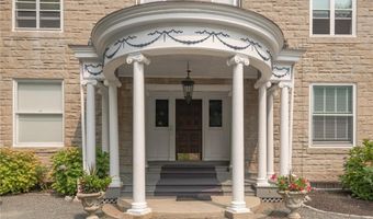 90 Rhode Island Ave 2, Newport, RI 02840