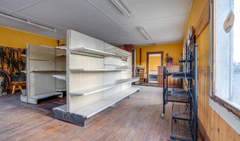 184 VT 5A, Burke, VT 05871