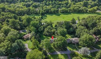 844 SUMMERSET Dr, Hockessin, DE 19707