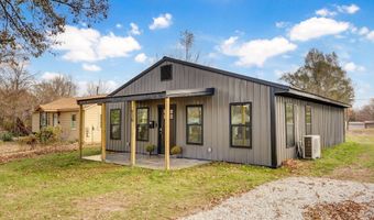 930 Porter Ave, Aurora, MO 65605