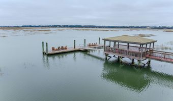 312 Bull Ln, Beaufort, SC 29902