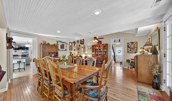 5596 Walnut St, Augusta, MO 63332