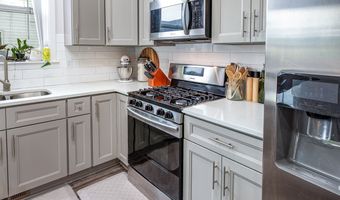 3601 CHICAGO St, Albany, OR 97322