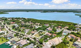 761 S BARFIELD Dr, Marco Island, FL 34145